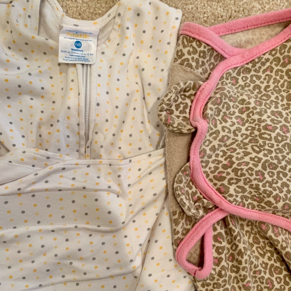 Newborn swaddles (2 pack)